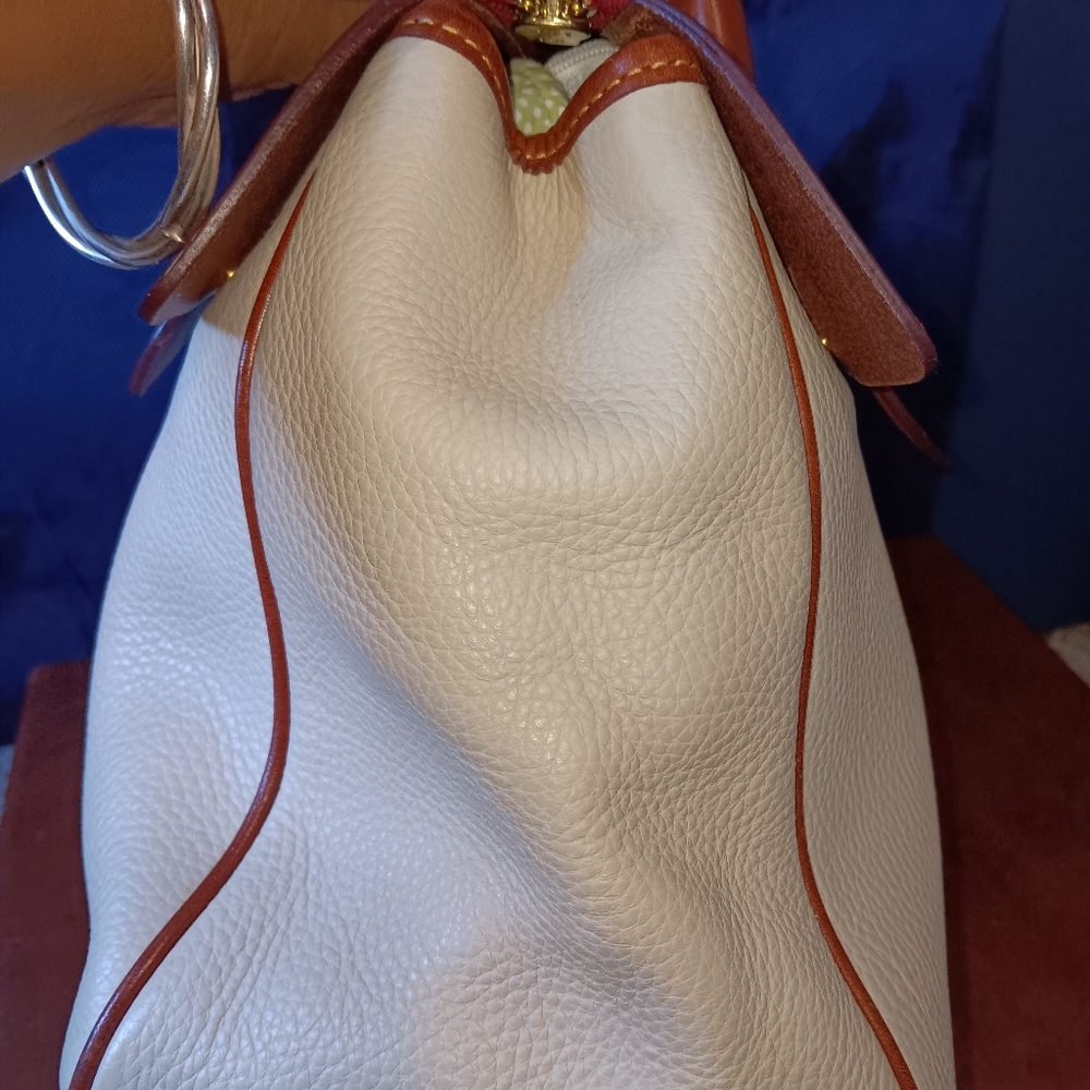 Dooney and bourke satchel - Picture 7 of 10